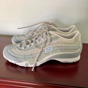 Skechers Tennis Shoes